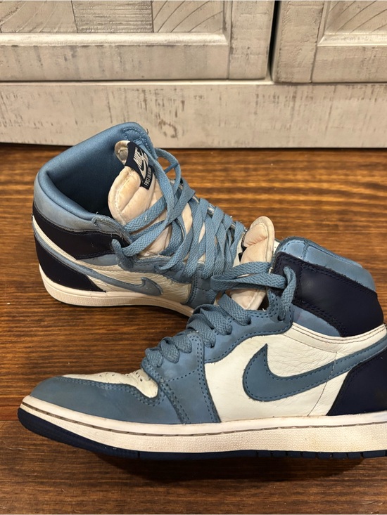 Nike Other - Nike Air Jordan 1 Mid - Light Blue, Navy & White
